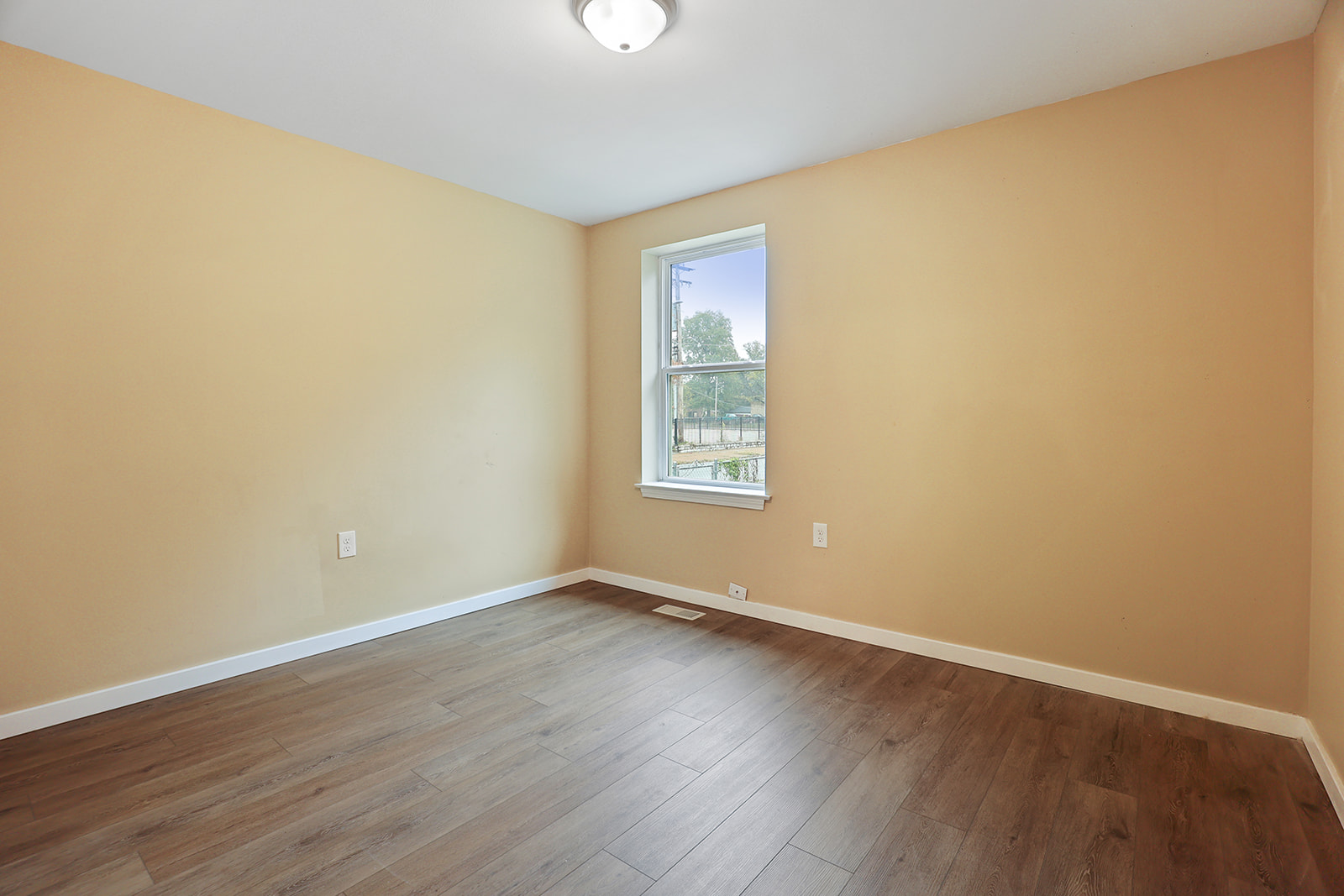 7700 Michigan Avenue St. Louis, MO 63111 7700 Michigan Avenue St. Louis, MO 63111