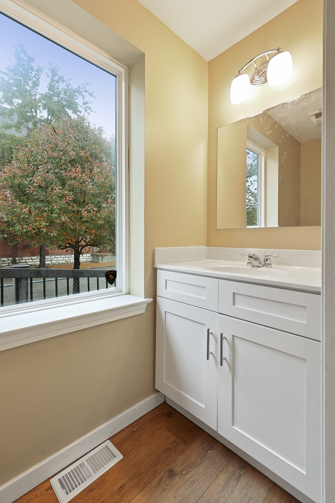 7700 Michigan Avenue St. Louis, MO 63111 7700 Michigan Avenue St. Louis, MO 63111