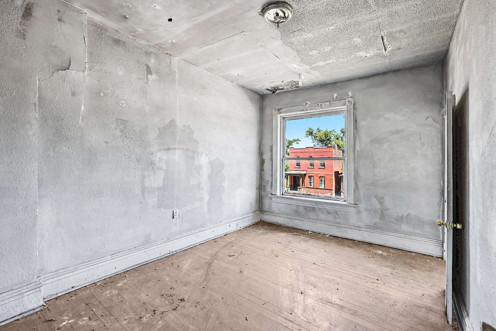 4708 McMillan Avenue St. Louis, MO 63108