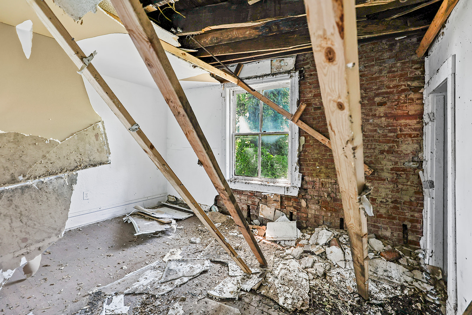 4708 McMillan Avenue St. Louis, MO 63108