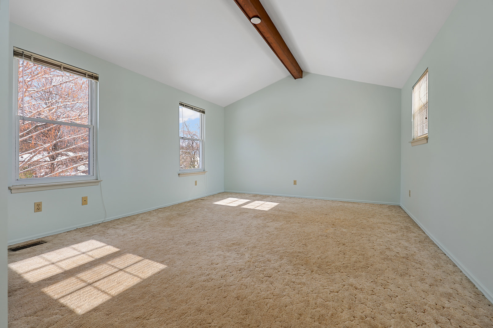 4227 River Oaks Drive Florissant, MO 63034