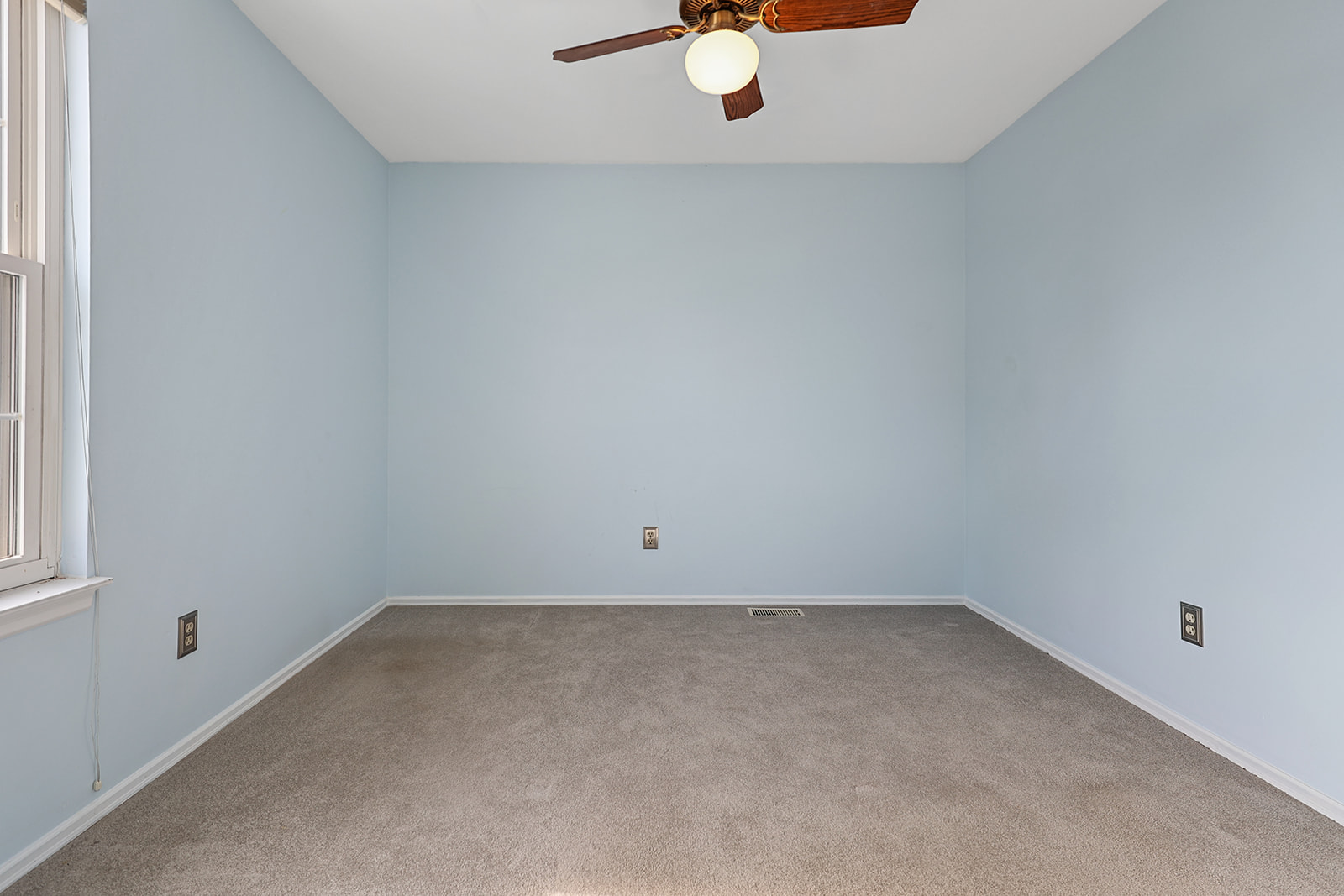 4227 River Oaks Drive Florissant, MO 63034