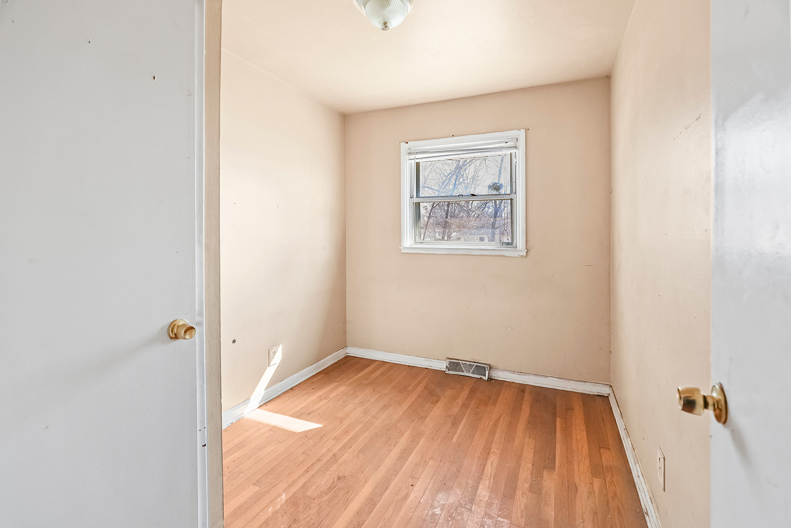 10605 Dunkeld Circle St. Louis, MO 63137