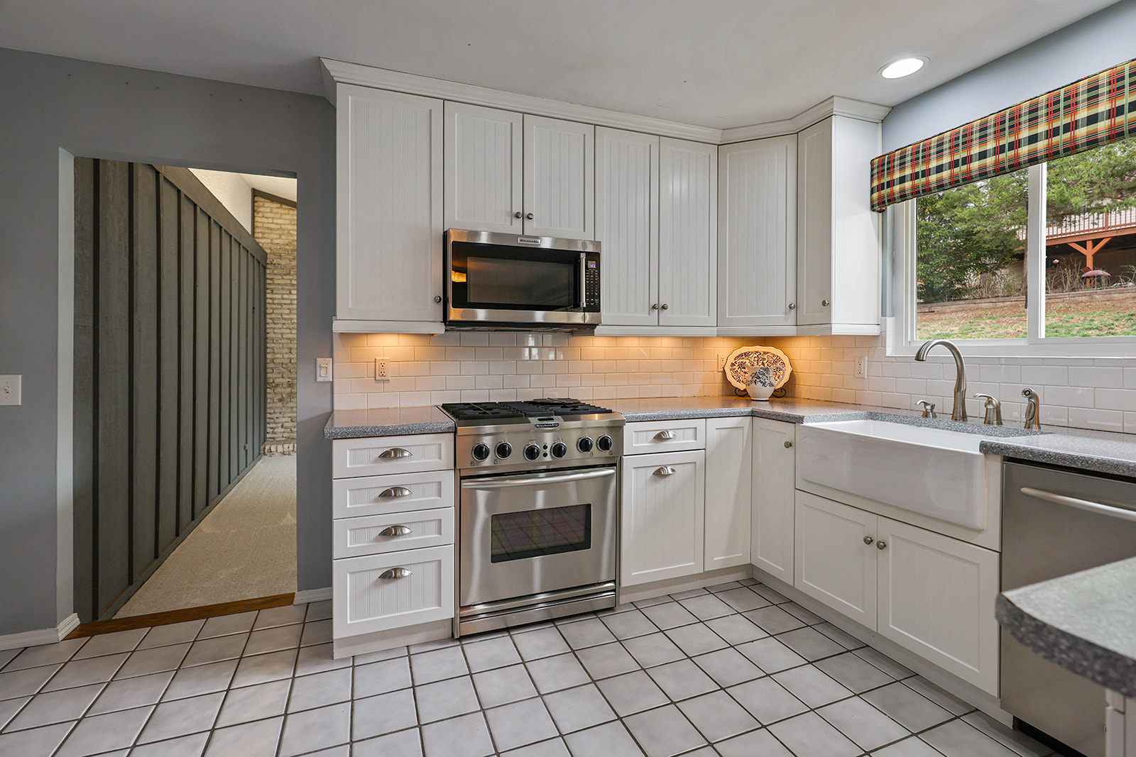 1226 Beaver Trail Drive Ferguson, MO 63135