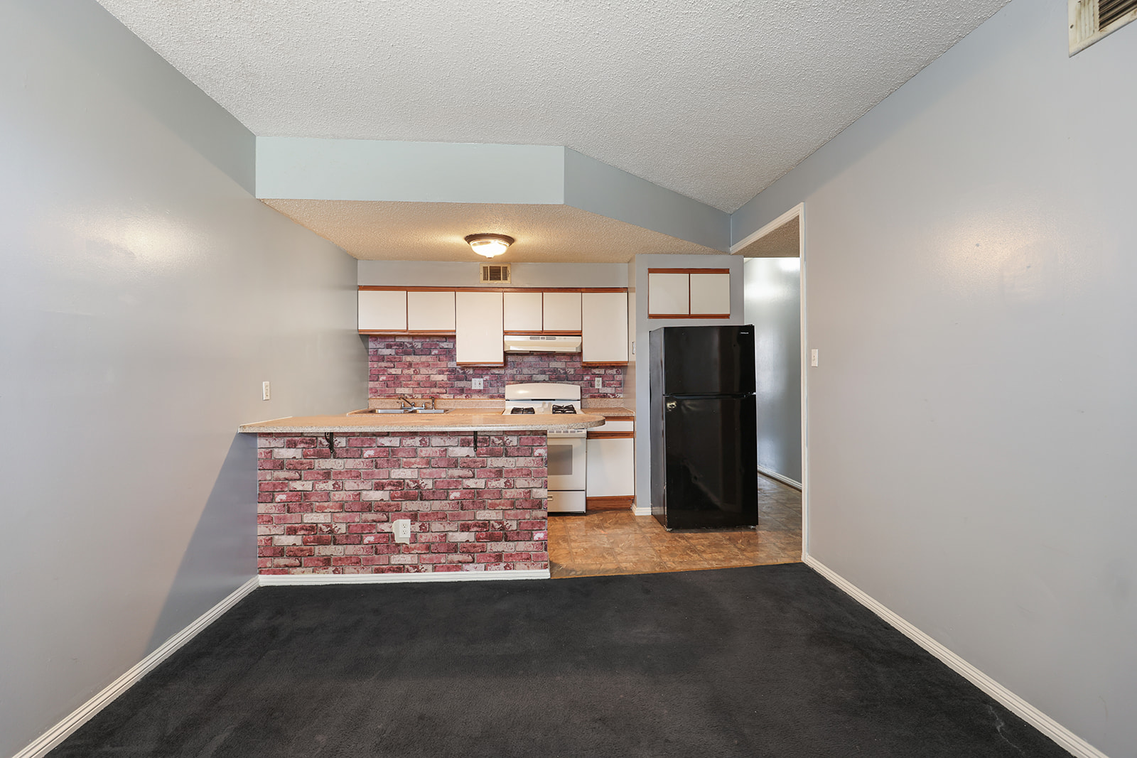 4017 Aldine Avenue St. Louis, MO 63113 – 1st Floor