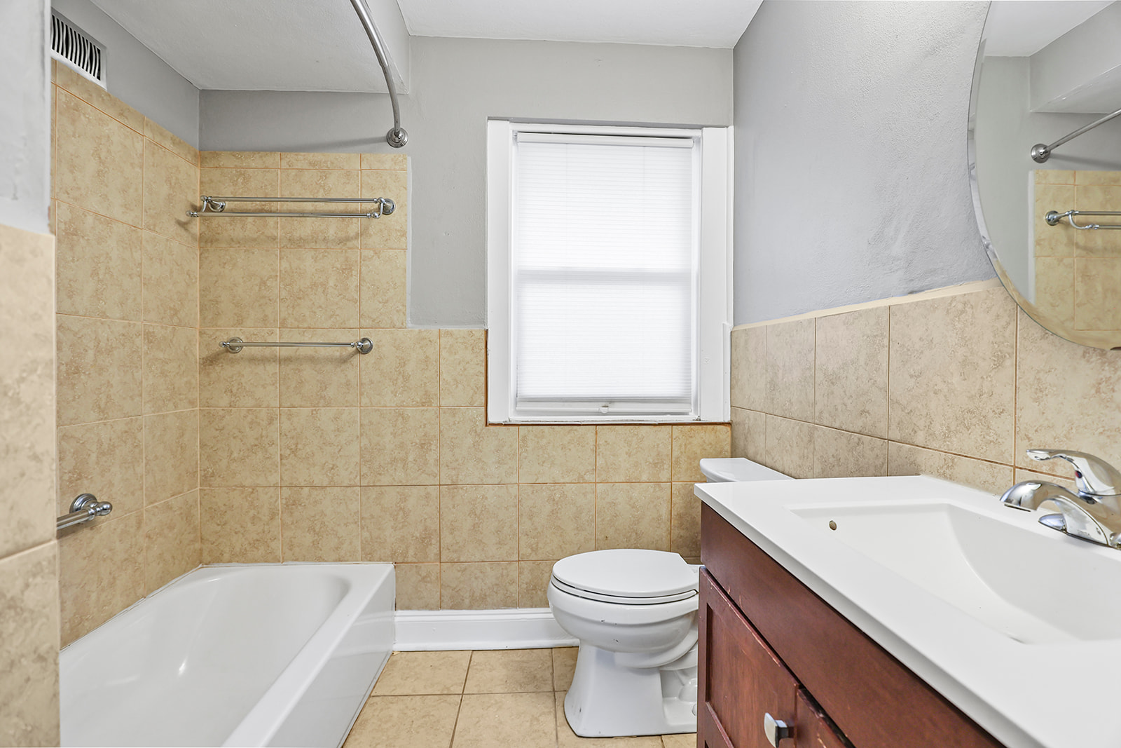 9221 Shadydale Drive Jennings, MO 63136