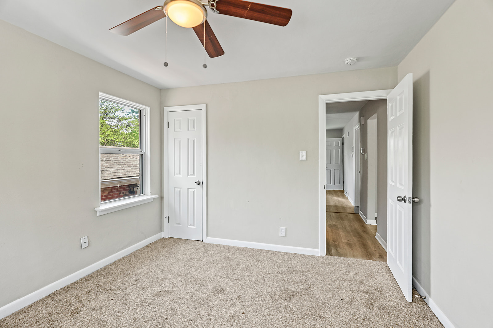 6635 Donald Street Northwoods, MO 63121