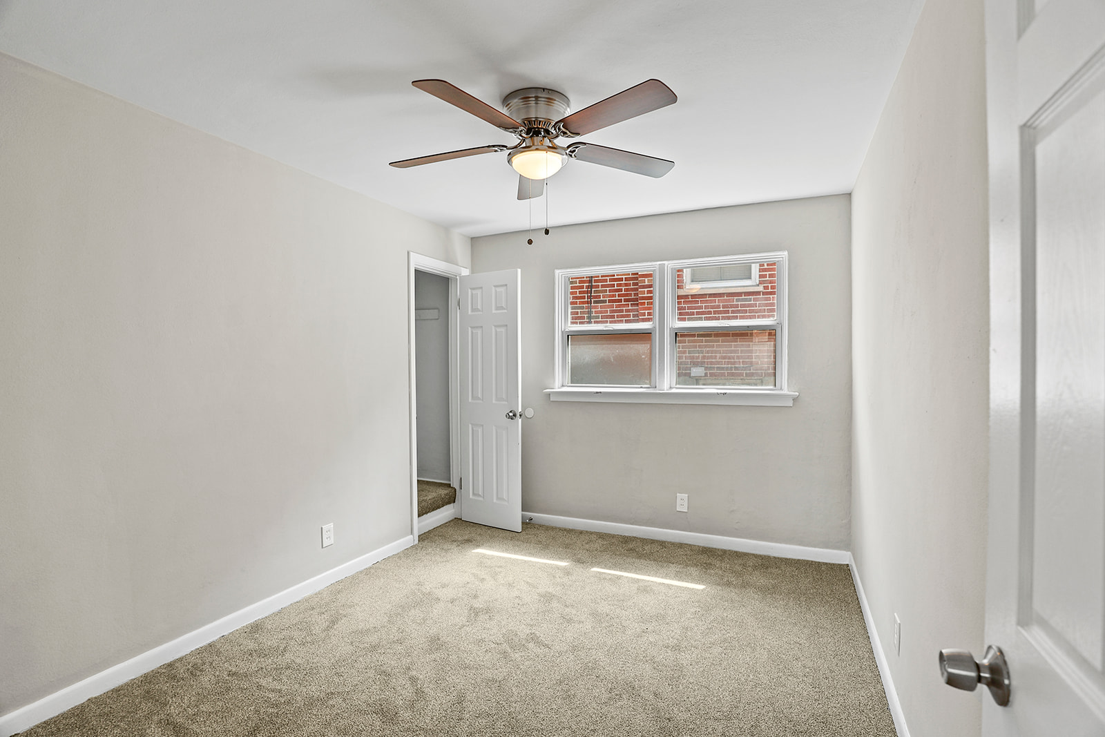 6635 Donald Street Northwoods, MO 63121
