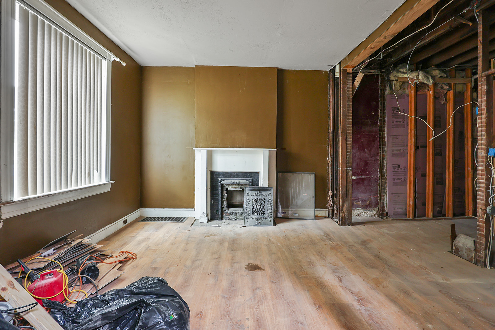 5960 Minerva Avenue St. Louis, MO 63112