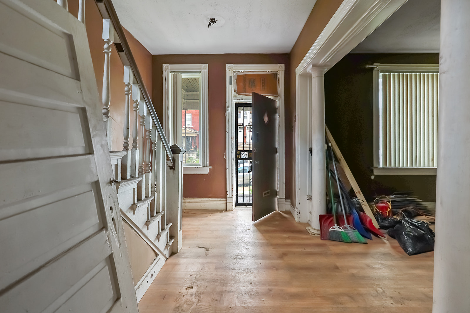5960 Minerva Avenue St. Louis, MO 63112
