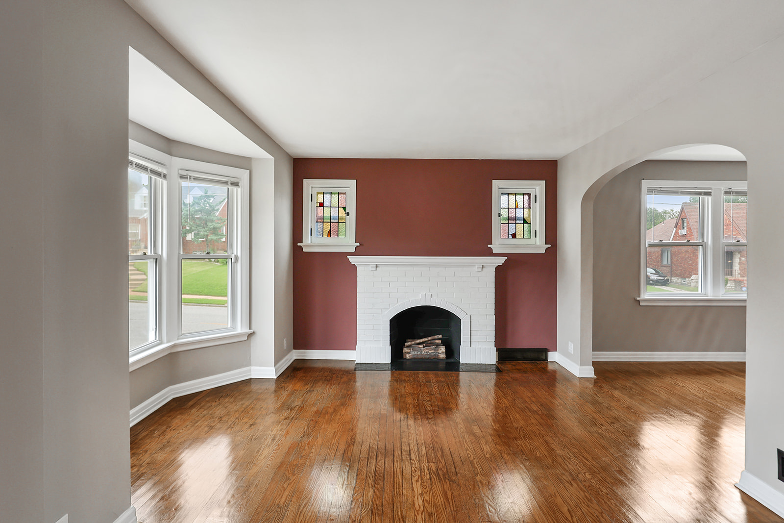 8464 Edna Street St. Louis, MO 63147
