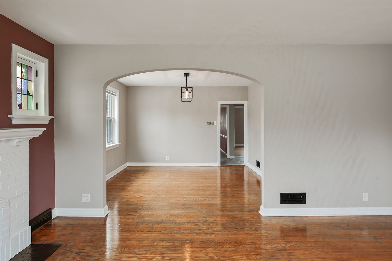 8464 Edna Street St. Louis, MO 63147